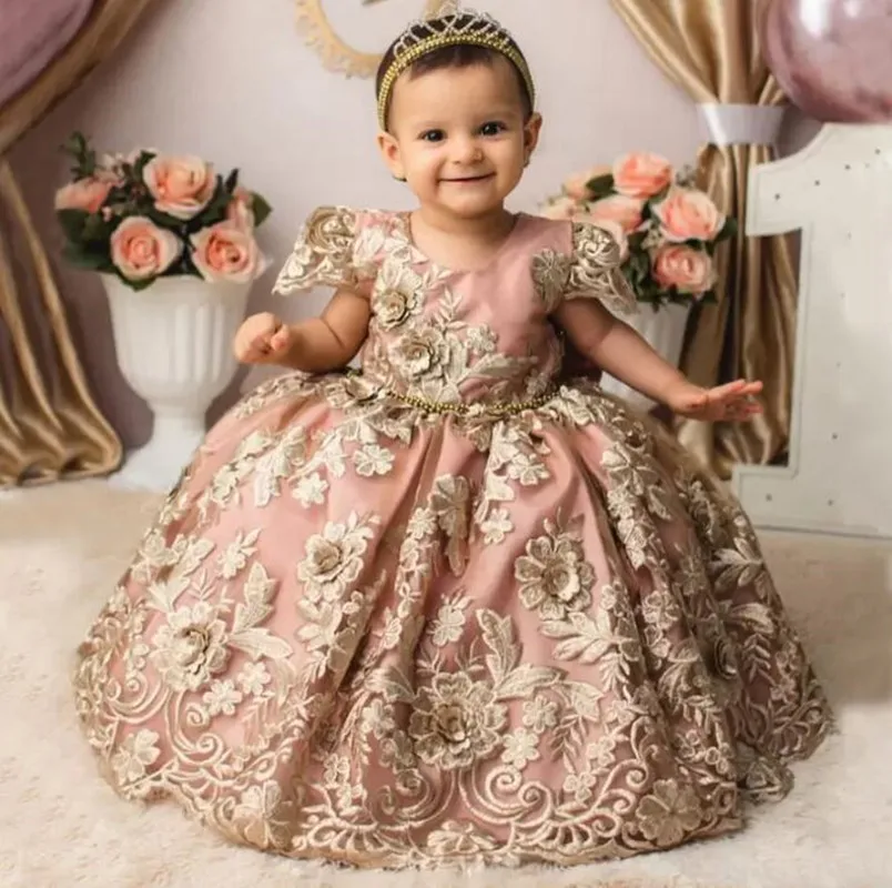 

Adorable Ball Gown Flower Girl Dresses With Bow Sash Beaded Toddler Pageant Gowns 3D Appliqued First Birthday Dress