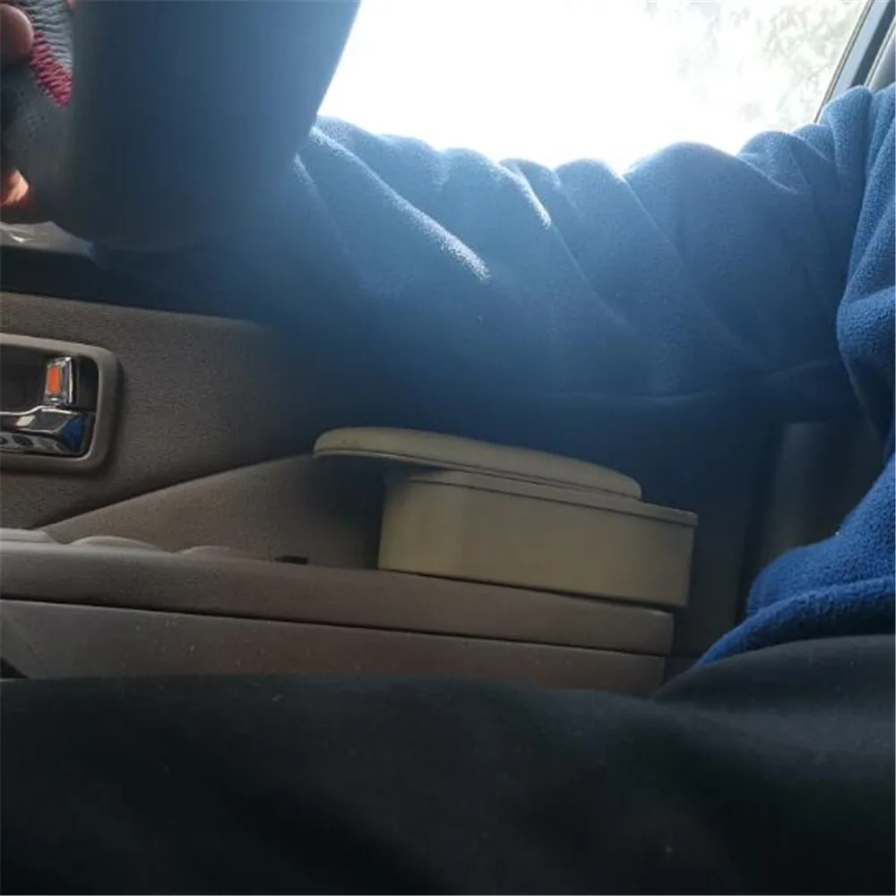 Scatola portaoggetti per bracciolo per Kia Rio 2018 2019 2020 2021 2022 con portabicchieri, scatola portaoggetti per console centrale a doppio strato, accessori per bracciolo neri (4 USB neri con cavo