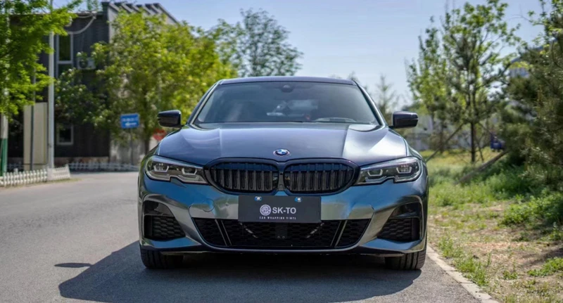 

Высококачественная суперблестящая жидкая светло-серая виниловая пленка с металлическим блеском, рулон пленки для автомобиля, клейкая пленка для самостоятельного изготовления