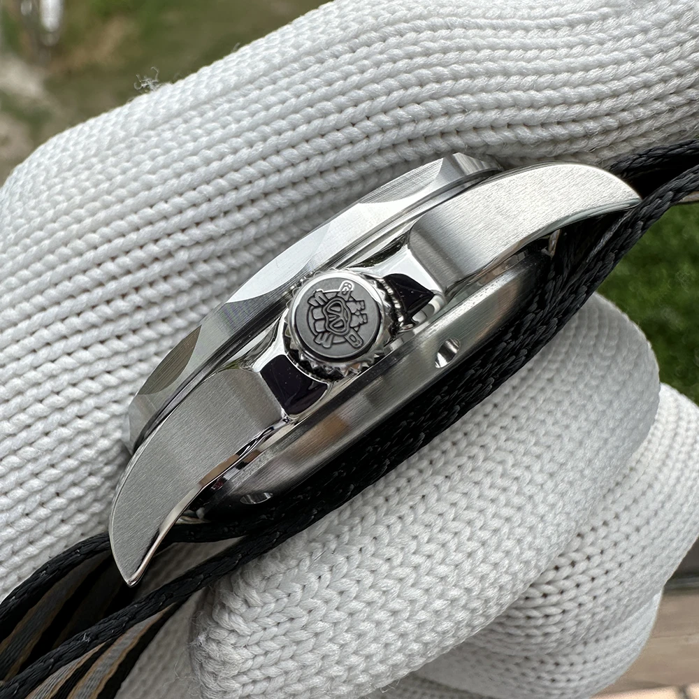 STEELDIVE SD1957 Men's Mechanical Watch 300M Waterproof Swiss Luminous Ceramic Bezel NH35 Luxury Retro Sea Horse Dive Wristwatch