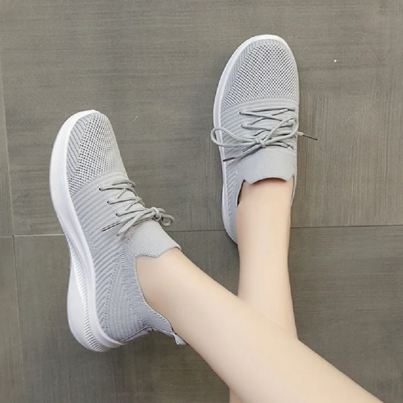 2023 New Sports Shoes Lightweight and Breathable Casual Shoes Women's Tennis Sports Shoes Outdoor Comfort Zapatos
