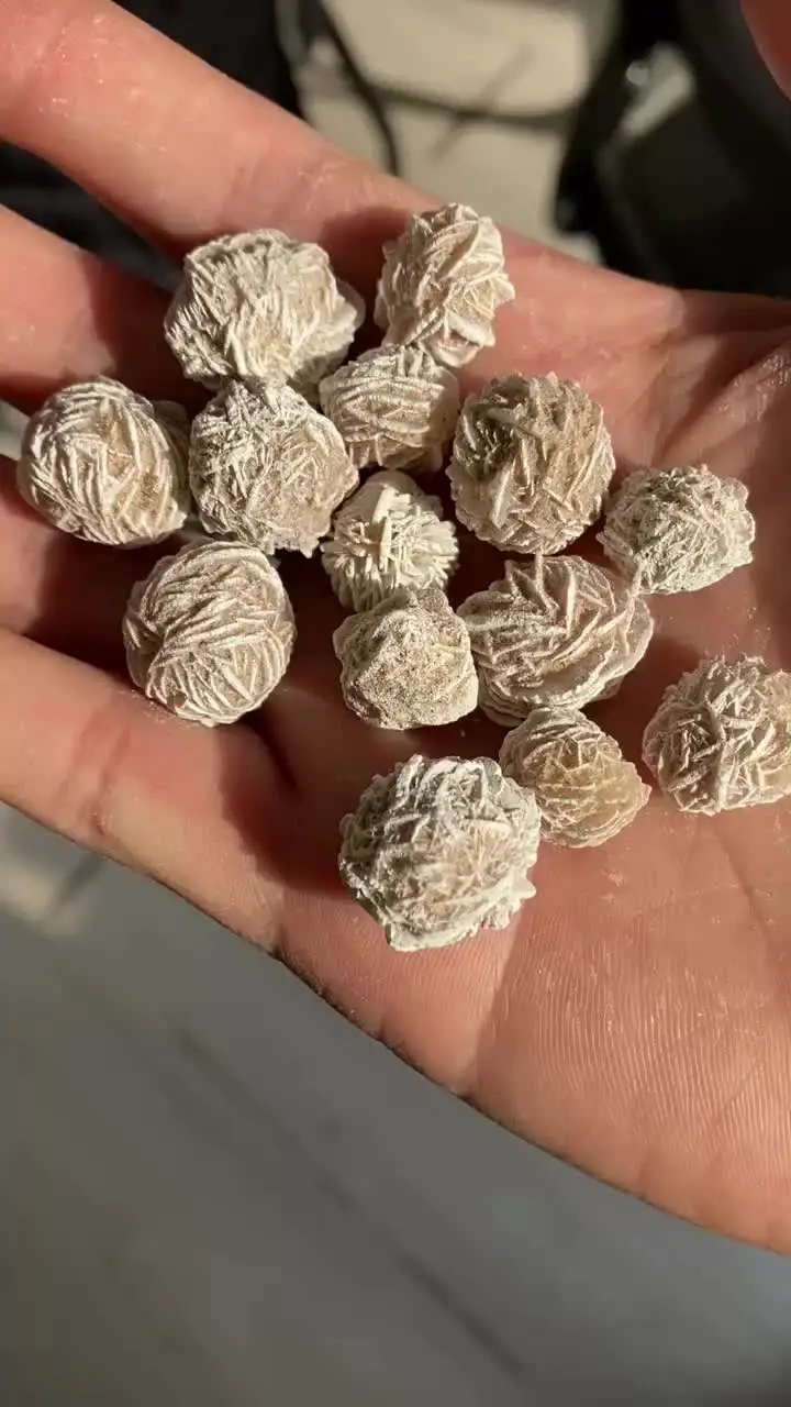 Набор из 10 натуральных камней Desert Rose