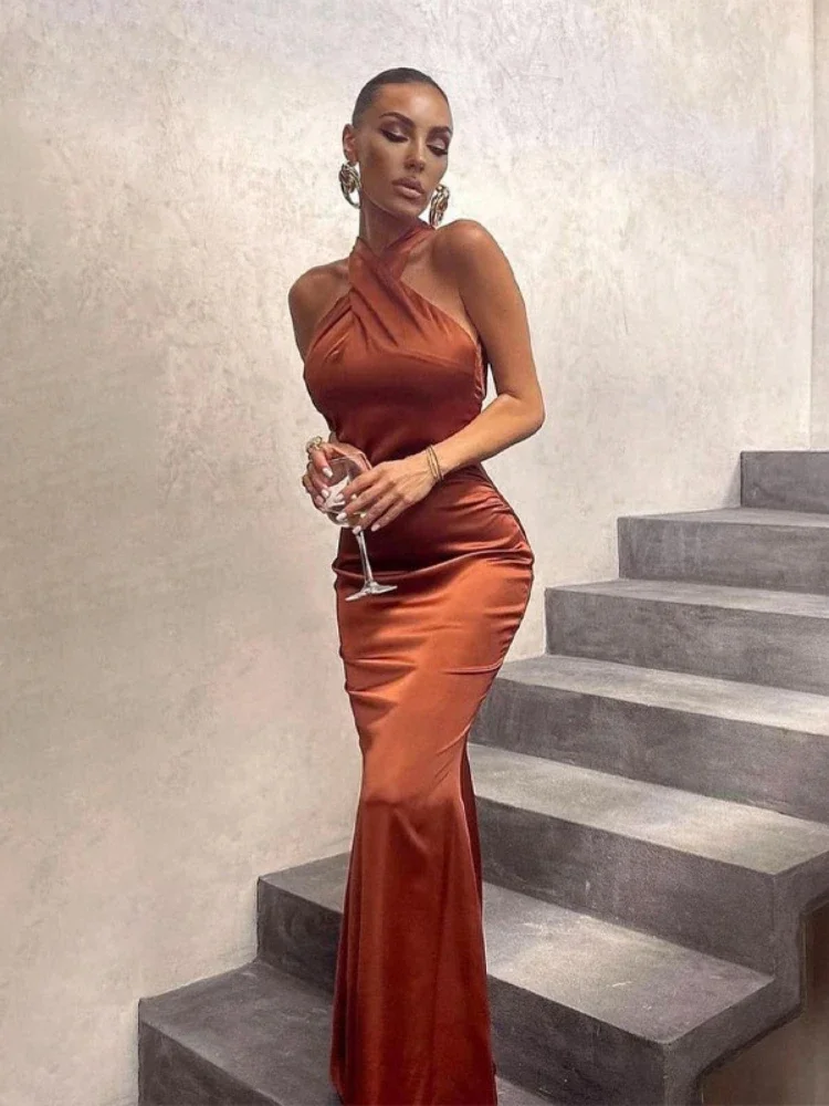 

2023 Summer Design Sexy Solid Color Slim Fit Hanging Neck Sleeveless Open Back Slim Fit Satin Dress for Women Evening Dresses