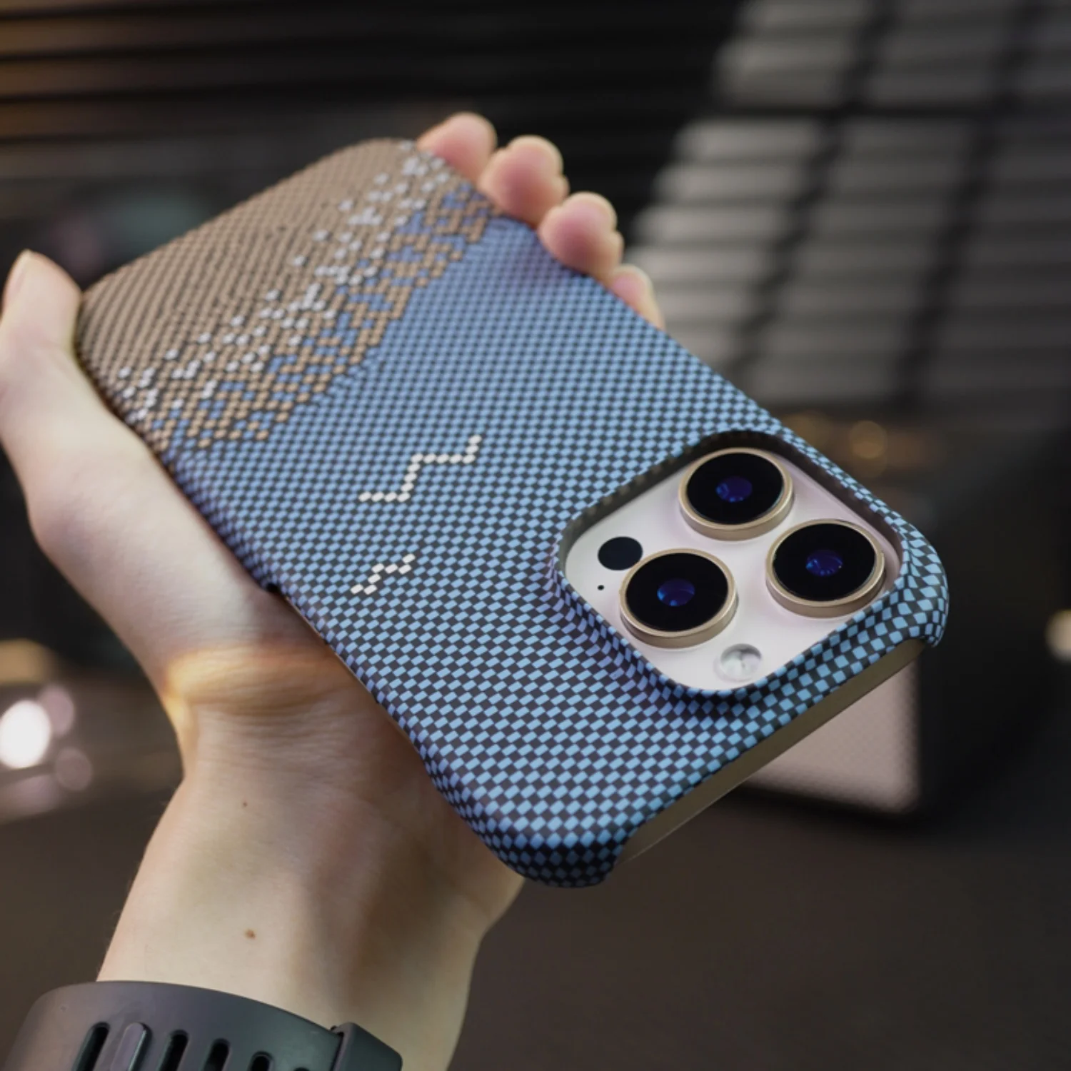 Luxury Carbon Fiber Matte Slim Frameless Cooling Case