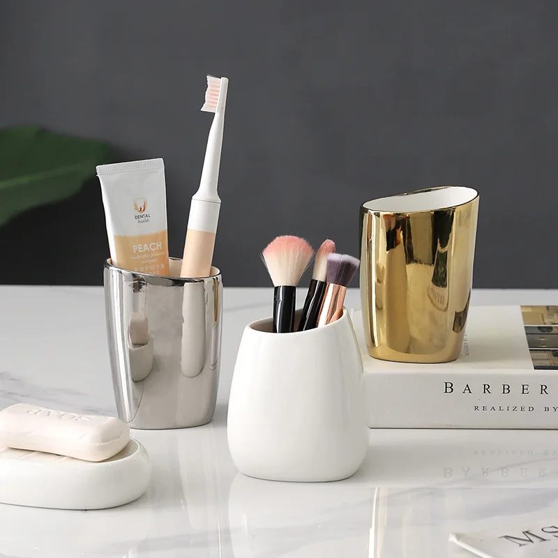 Silver Bathroom Accesssories Set Ceramics Liquid Soap Dispenser Home Decortion China Porcelain Washroom Kit for Soap Box