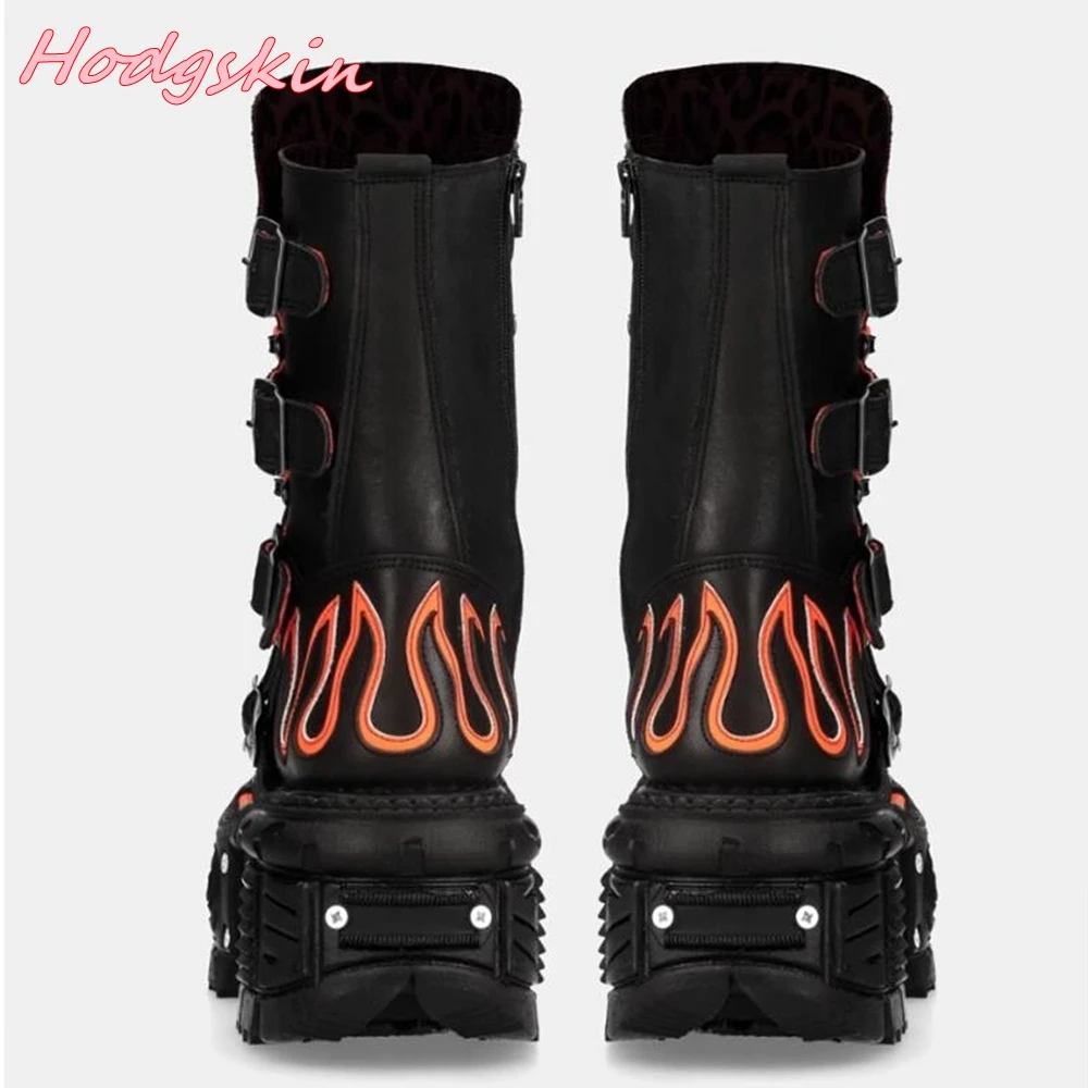 Punk Retro Fashion Women Boots Round Toe Thick Sole Lace Up Flats Boots 2024 Metal Decoration Leather Mid Calf Boots Hot Sale