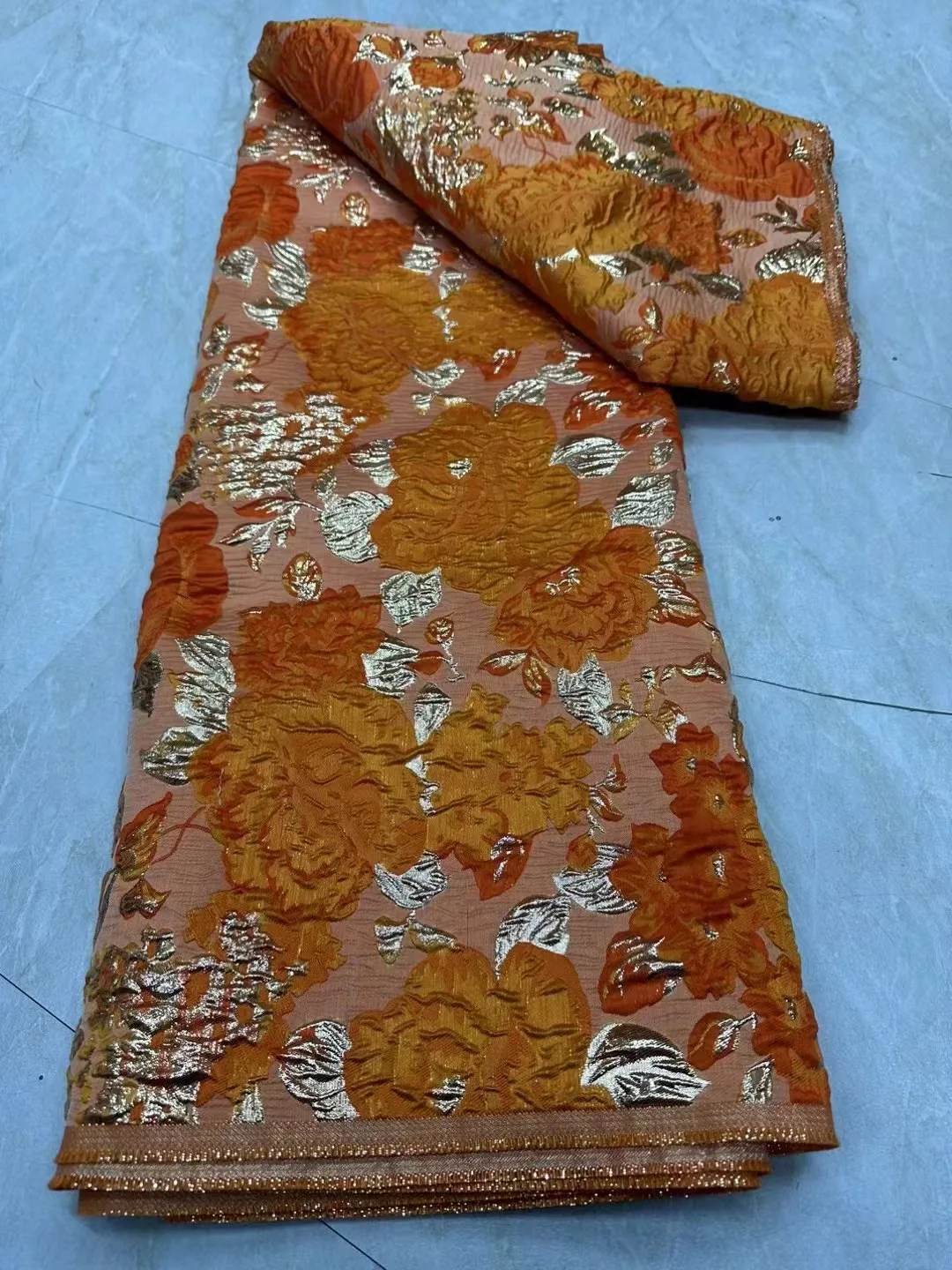 

2024 High Quality African Brocade Jacquard Lace Fabric Embroidered French Tulle Lace Fabric For Nigerian Party Dress