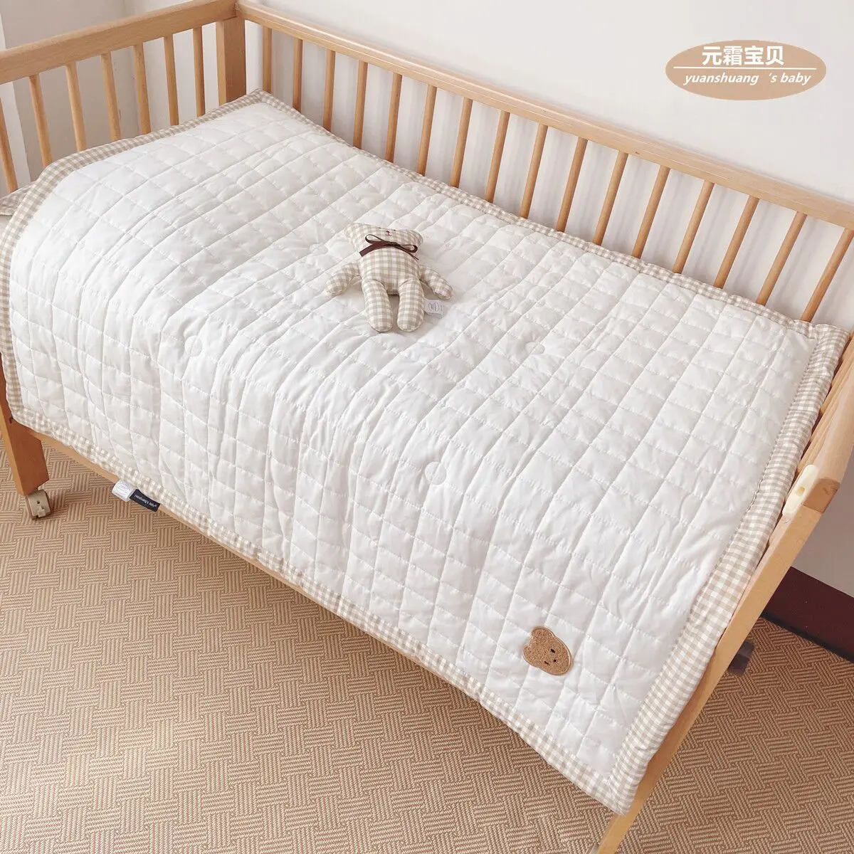 Korean cotton quilted baby quilt Newborn baby four seasons quilt winter thickened breathable pure color