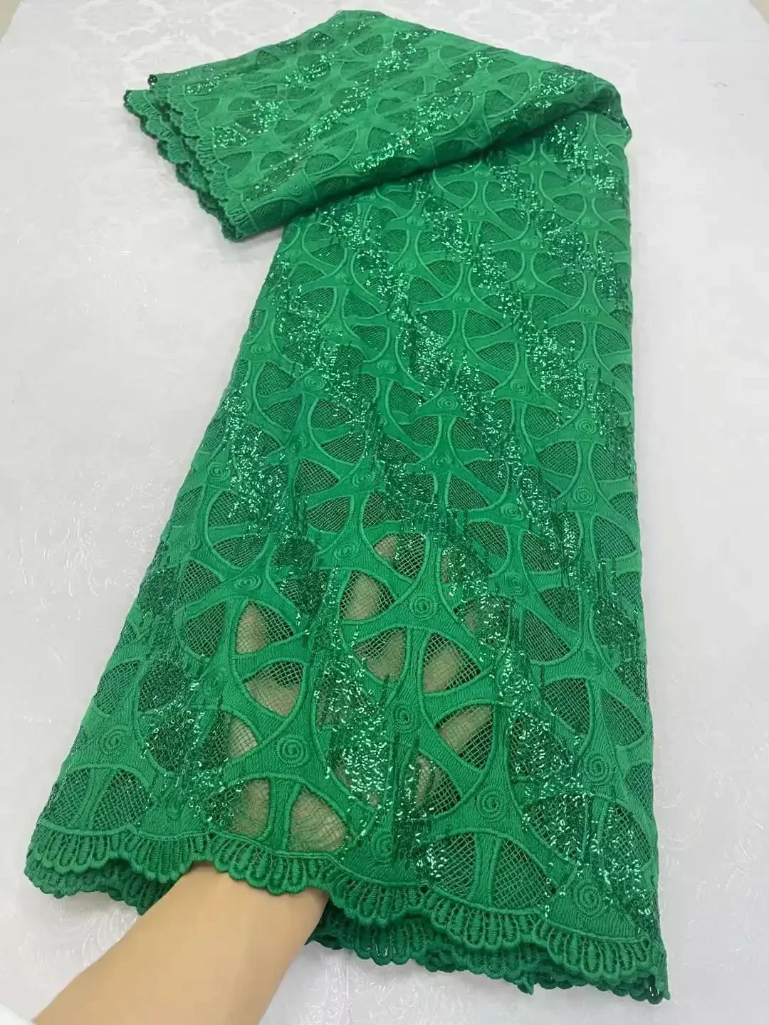 

2024 High Quality Nigerian Swiss French Guipure Lace Fabric Sequined Beautiful African Cord Lace Fabric 5 Yards for Dress Sewing