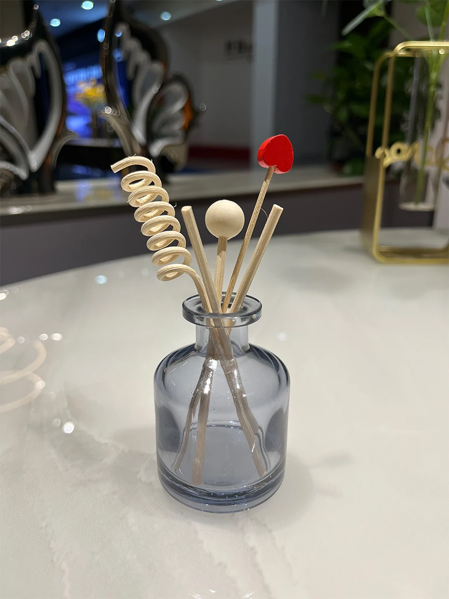 1PC 50ml Blue Home Fragrance Diffuser Bottle with Rattan Sticks and Dried Flowers Reed Diffuser Essential Oil Refill Bottle