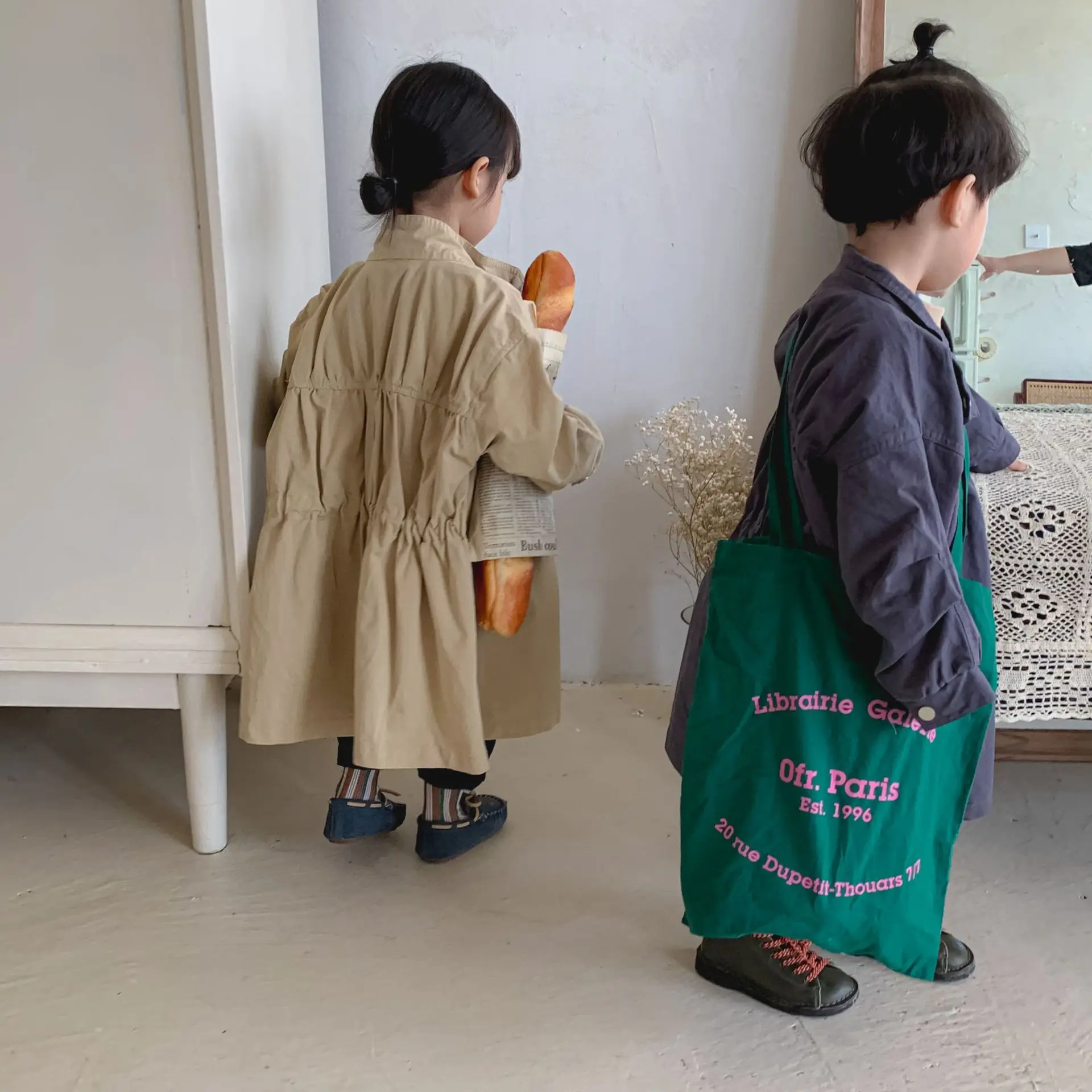Kids jacket 3105C Children's Coat Long Boys' Jakcets Autumn Solid Color Girls' Windbreaker Coat 1-7Year Kid's Outerwear