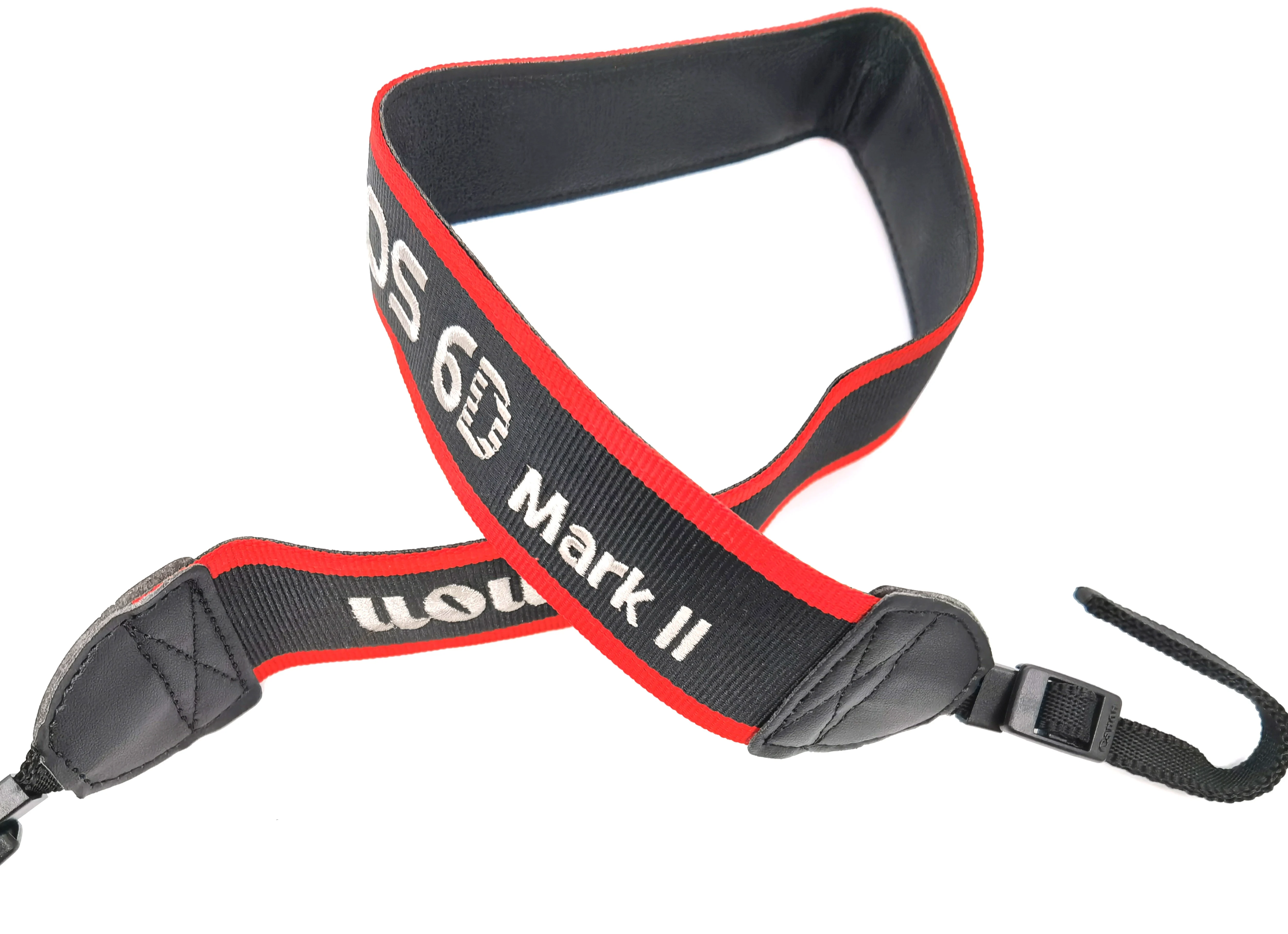 Canon EOS 5D MARK 2デジタル一眼レフカメラ・ストラップ付き クランプラーのEOSストラップを装着してみました。』 CANON EOS