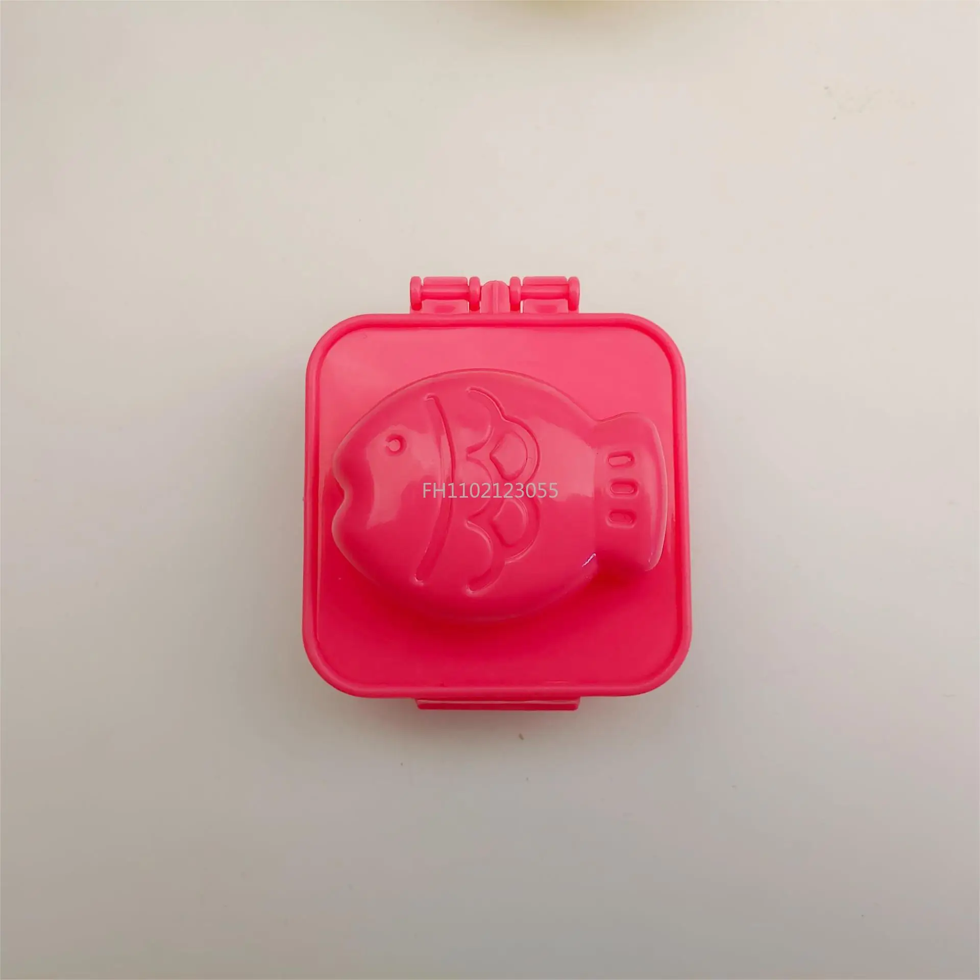 Cartoon Cute Boiled Egg Mold Fish Cart Heart Egg Sushi Rice Mold Decorated Fondant Cake Children's Lunch Supplementary Tool