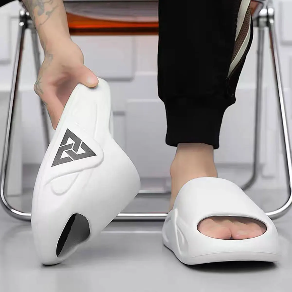Men's Summer Soft Air Cushioned Casual Slippers EVA Extra Thick Sole Sandals Outdoor Shoes Hombre soft slippers summer slippers anti slip sandals