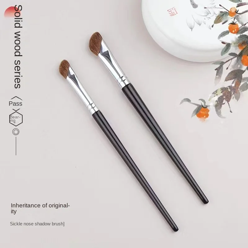 

High quality Makeup brush Sickle Finger abdomen Nose Wooden handle Oblique head Face repair Smudged makeup brush