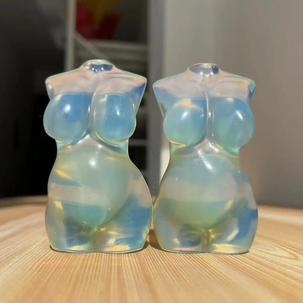 

1PC 7-8cm Natural Crystal Model Statue Handmade Opal Female Body Carved Crafts Figurine Home Ornament Gift