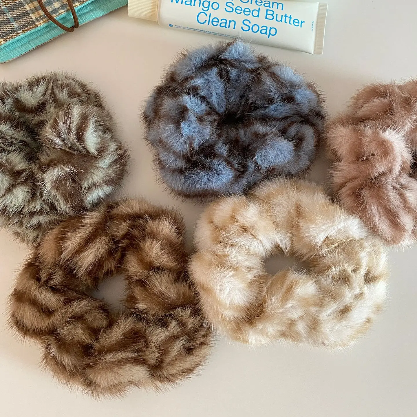 1PC Fuzzy Fur Scrunchie,Fluffy Animal Print Hair Ties, Soft Winter Hair Accessories, Stylish Daily Hair Decor