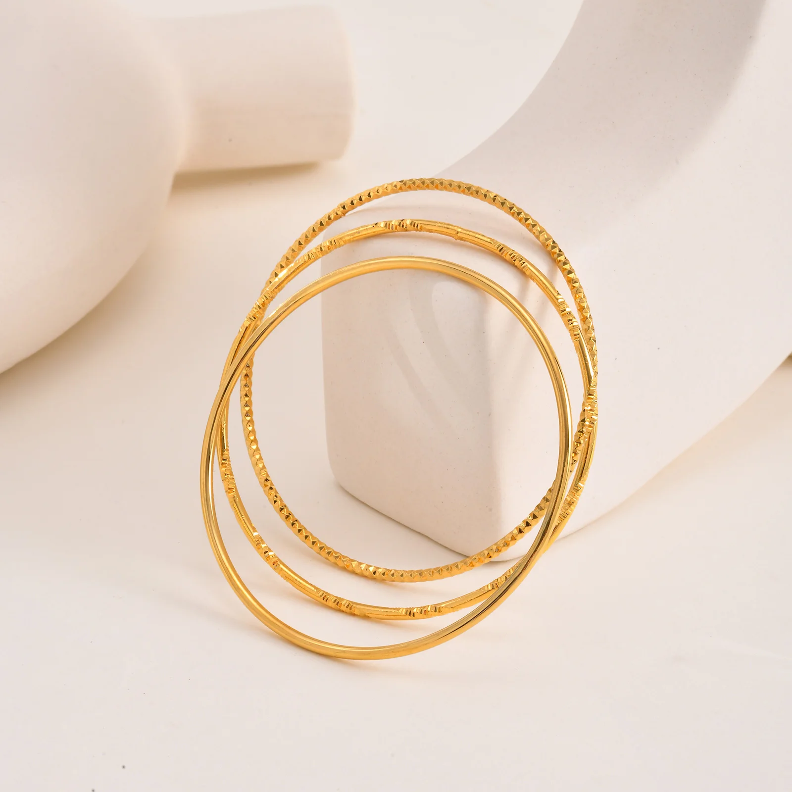 Elegant 18k Gold Plated Glossy Thin Bangle Bracelet