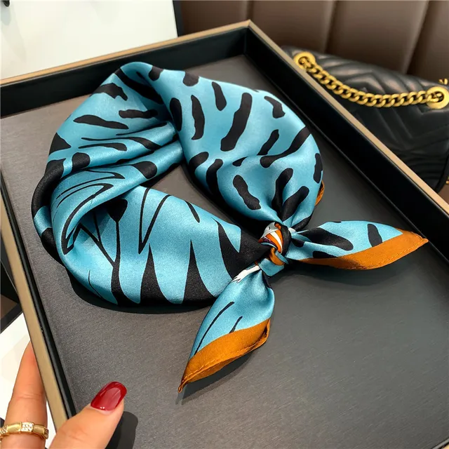 Scarf 100% Silk Bandana Women Square Scarves Wrap Kerchief Mulberry Spring Fashion Luxury High Quality Headband Hijab Shawls 16108