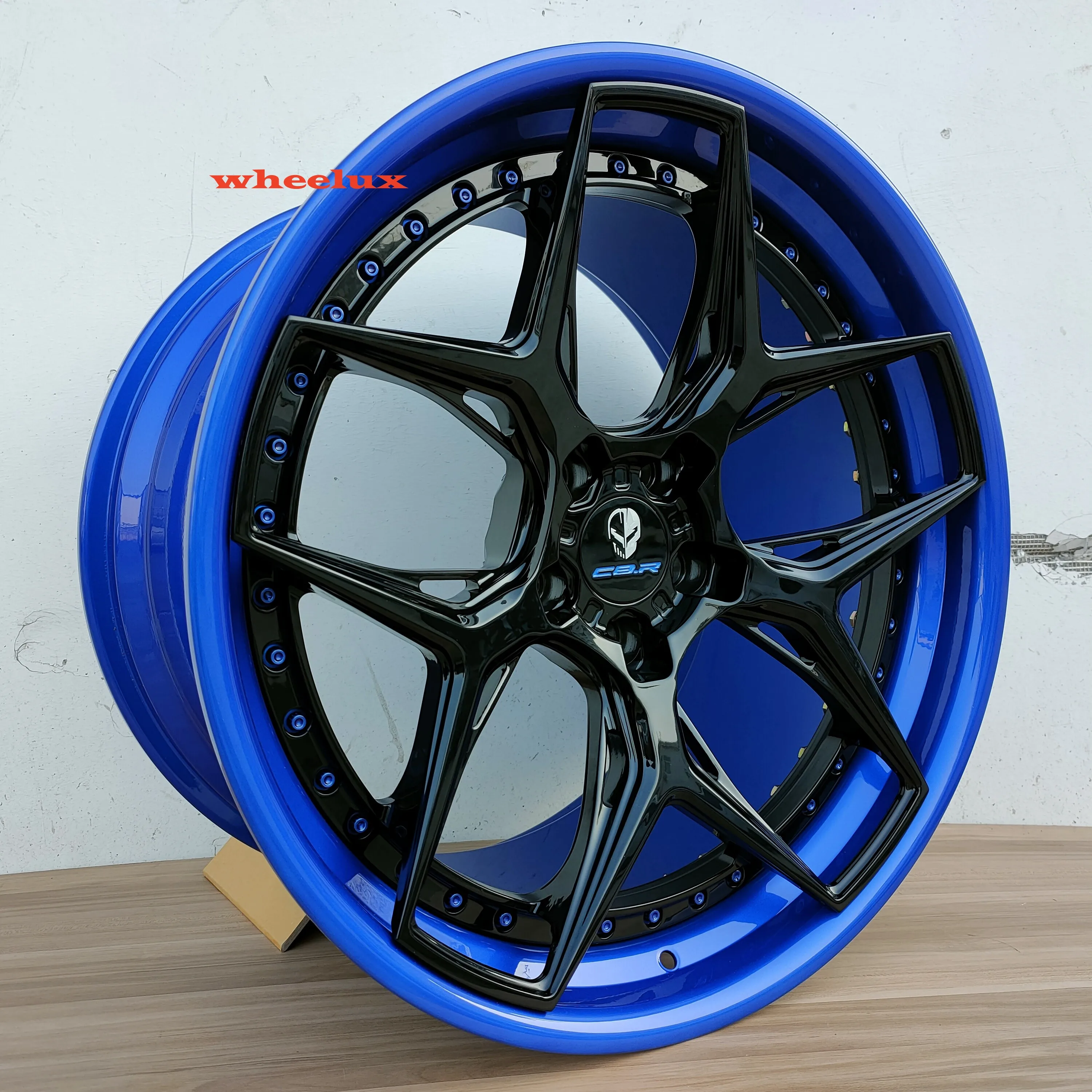 コルベットC7用 21インチ ホイールセット コルベットC7用 21インチ ホイールセット コルベット（C7）用