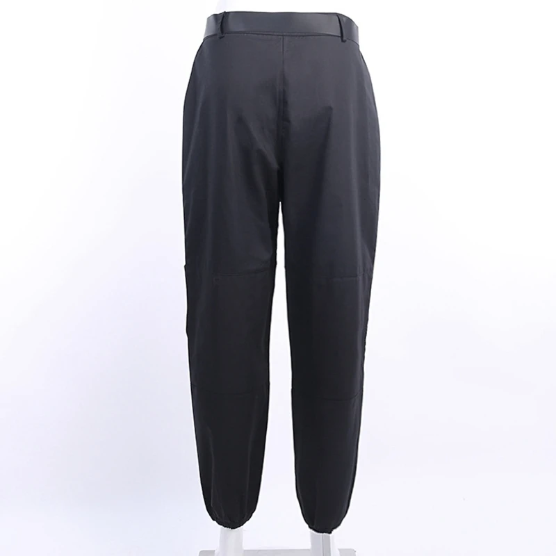 Рисунок 3 - Женские черные брюки-карго с множеством