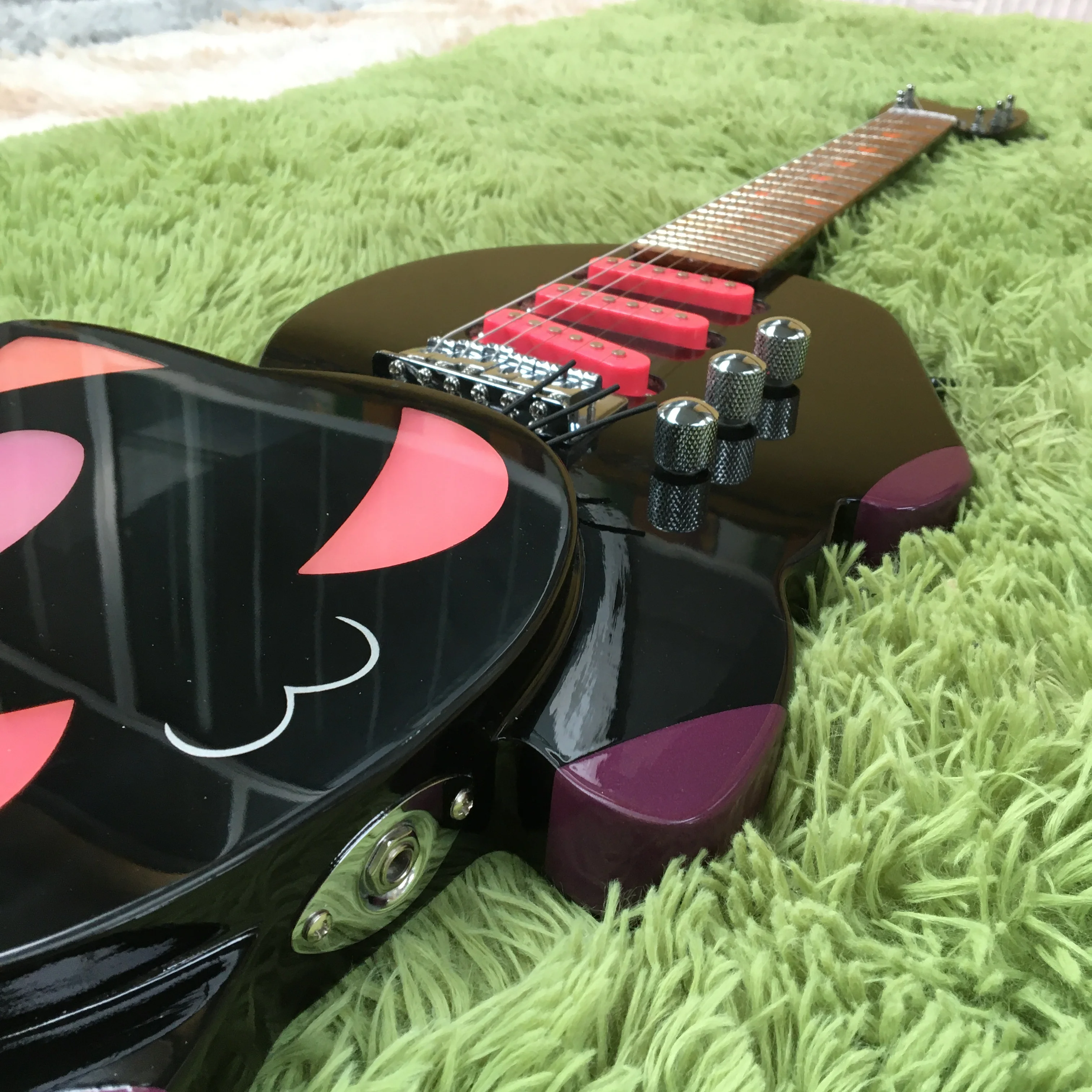 6 strings black cat electric guitar chrome hardware guitar