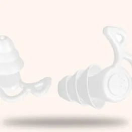 בידוד רעשים, שינה על הצד, ללא חפצים זרים, אטמי אוזניים, שינה, לימודים במעונות, הפחתת רעשים ומניעתם