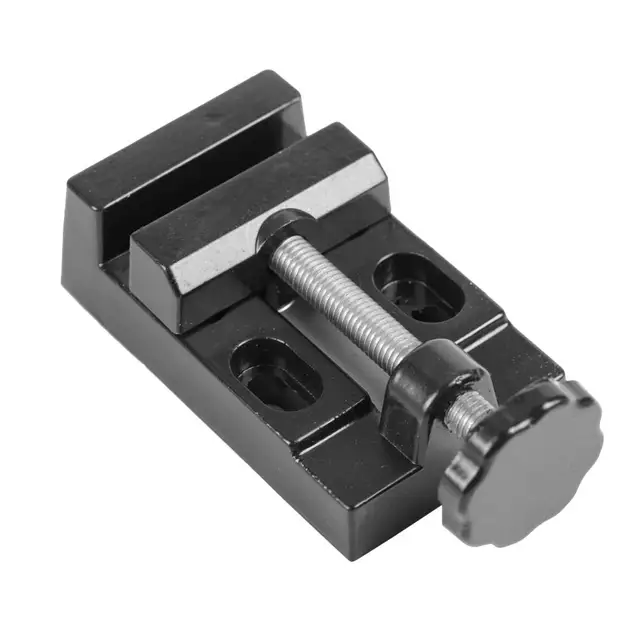 B50 Mini Flat Clamp Bench Vise: The Perfect Carving Tool Accessory