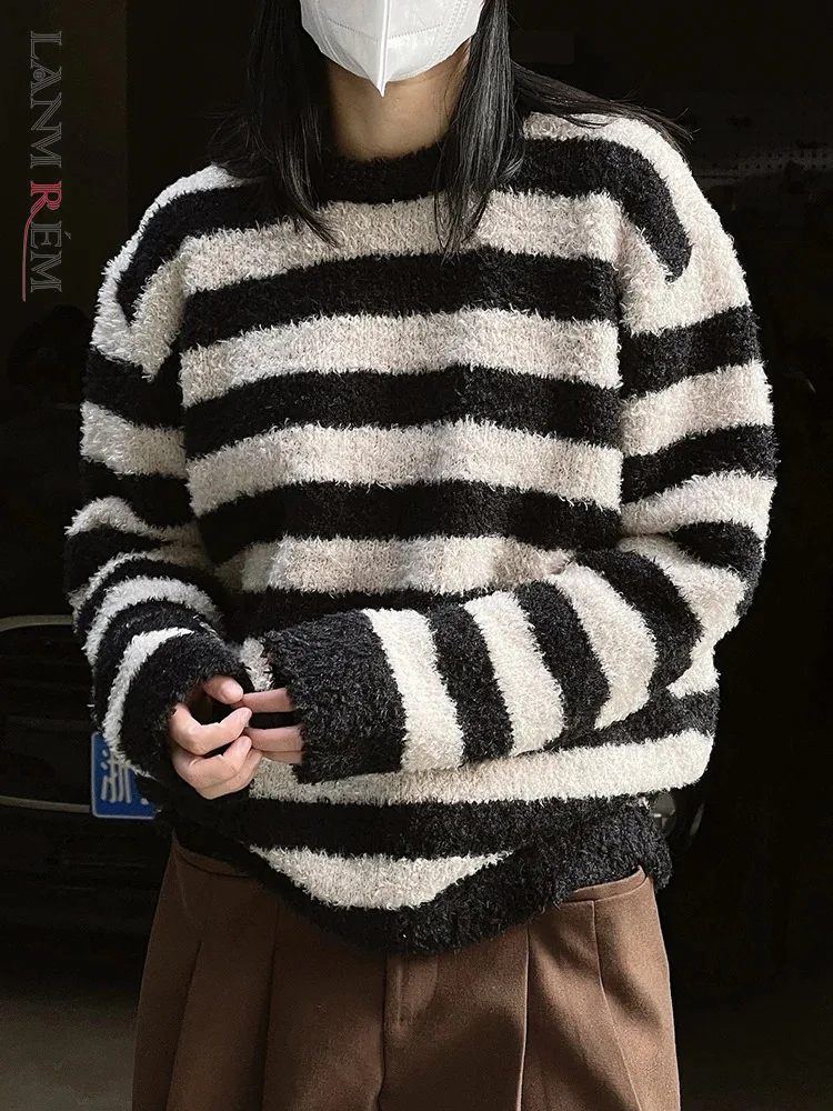 

[LANMREM] Vintage Striped Loose Sweater For Women Round Neck Casual Warm Fashion Knitting Pullover Tops 2024 Spring New 26D7709