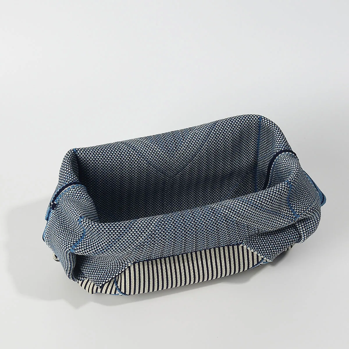 Elegant Knitted Handbag - Eco-Friendly, Durable, and Versatile