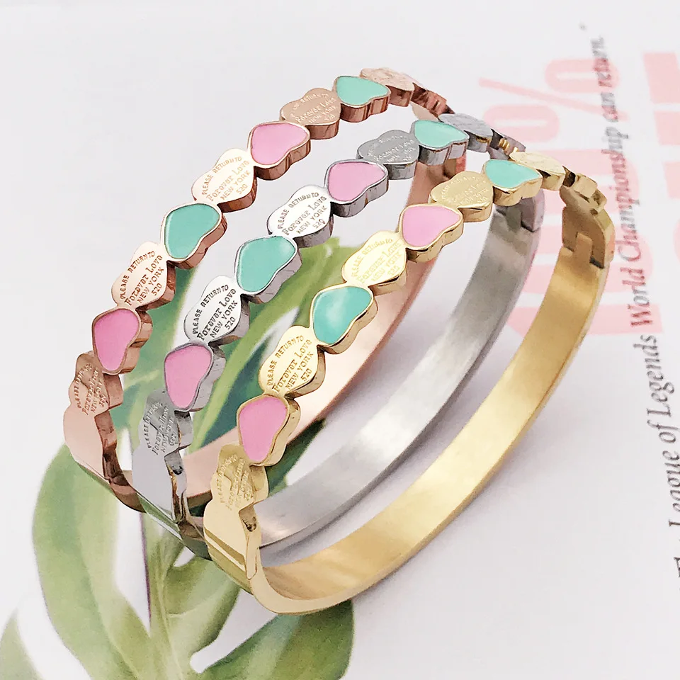 Brazalete de acero inoxidable chapado en oro para niñas, pulsera de lujo, joyería de amor, boda, corazón dulce, 7mm de ancho, nuevo