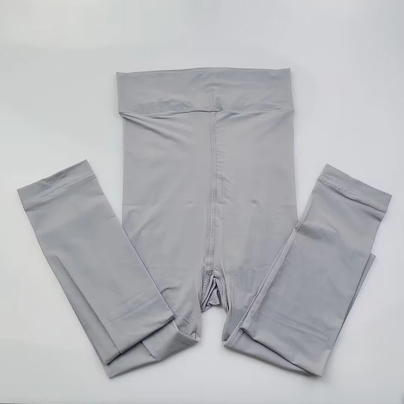 Gray 03