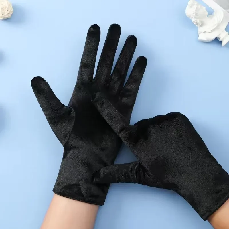 Short Opera Velvet Gloves for Women Flapper Stretchy Wrist Length Banquet Gloves Tea Party Costume Christmas Accessories