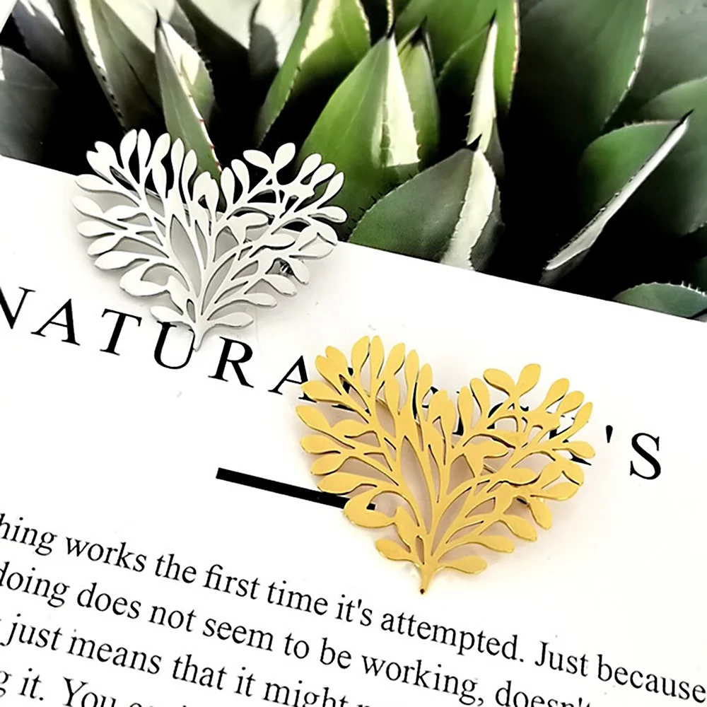 

Stainless Steel Love Heart Shaped Tree of Life Brooch Women Hollow Plant Pattern Metal Pins Women's Jewelry Party Gifts Badge