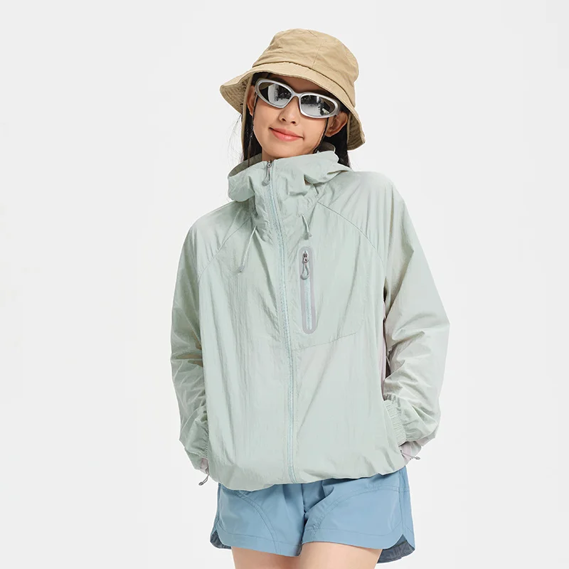 Women's Lightweight Hooded Hiking Jacket for Outdoor Layering