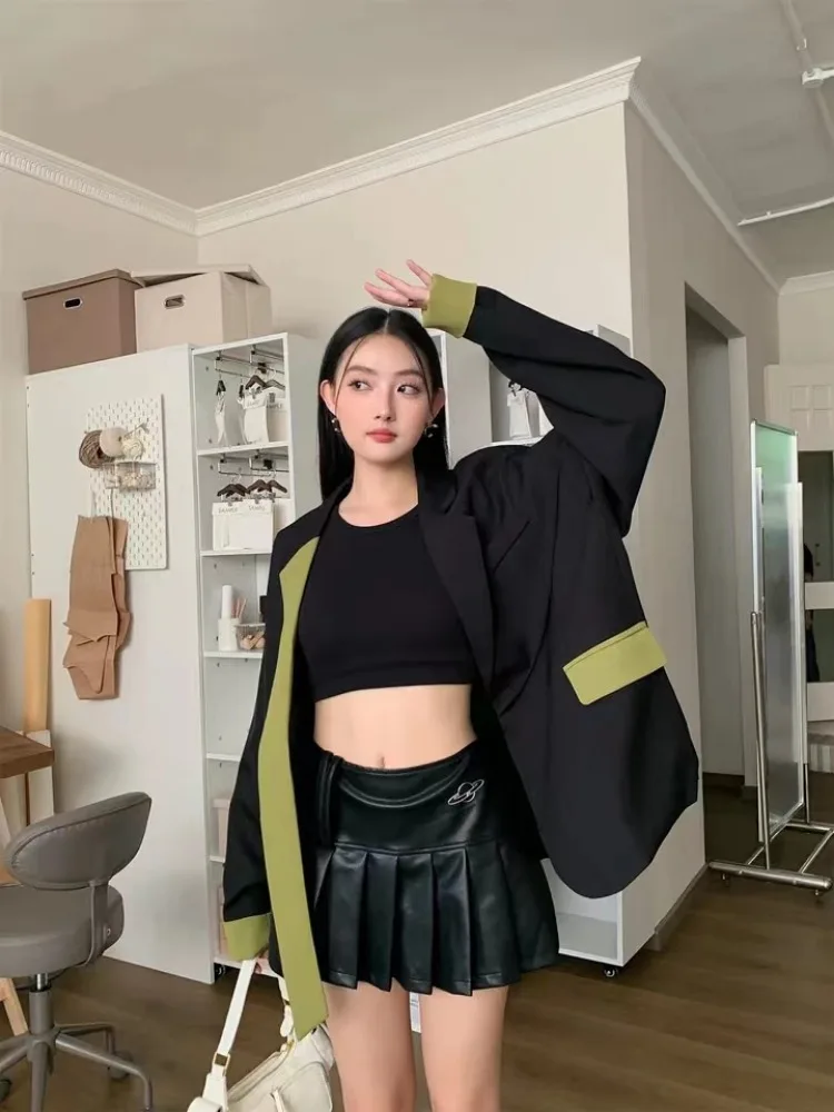 Рисунок 4 - Женский блейзер с длинным рукавом