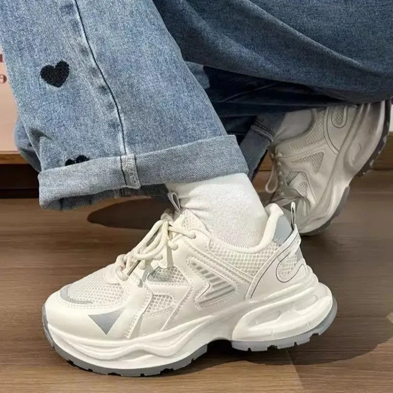 Beige black-ordinary leisure sports