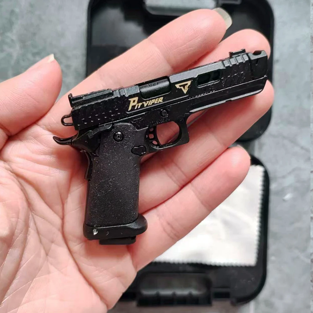 1:3 Shell Ejection G34 TTI PIT VIPER Alloy Empire G17 Assembly Toy Gun Model Keychain Weapon Mini Pistol Christmas Gift 3