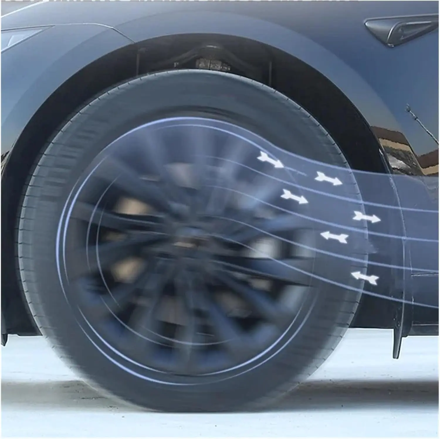 Wheel hubcap mounted on car