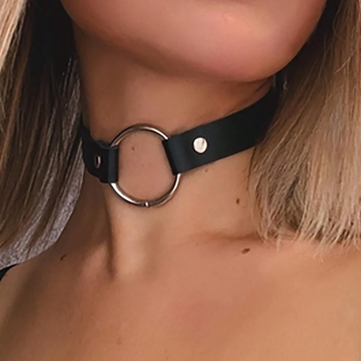 Elegant Gothic Leather Choker Necklace