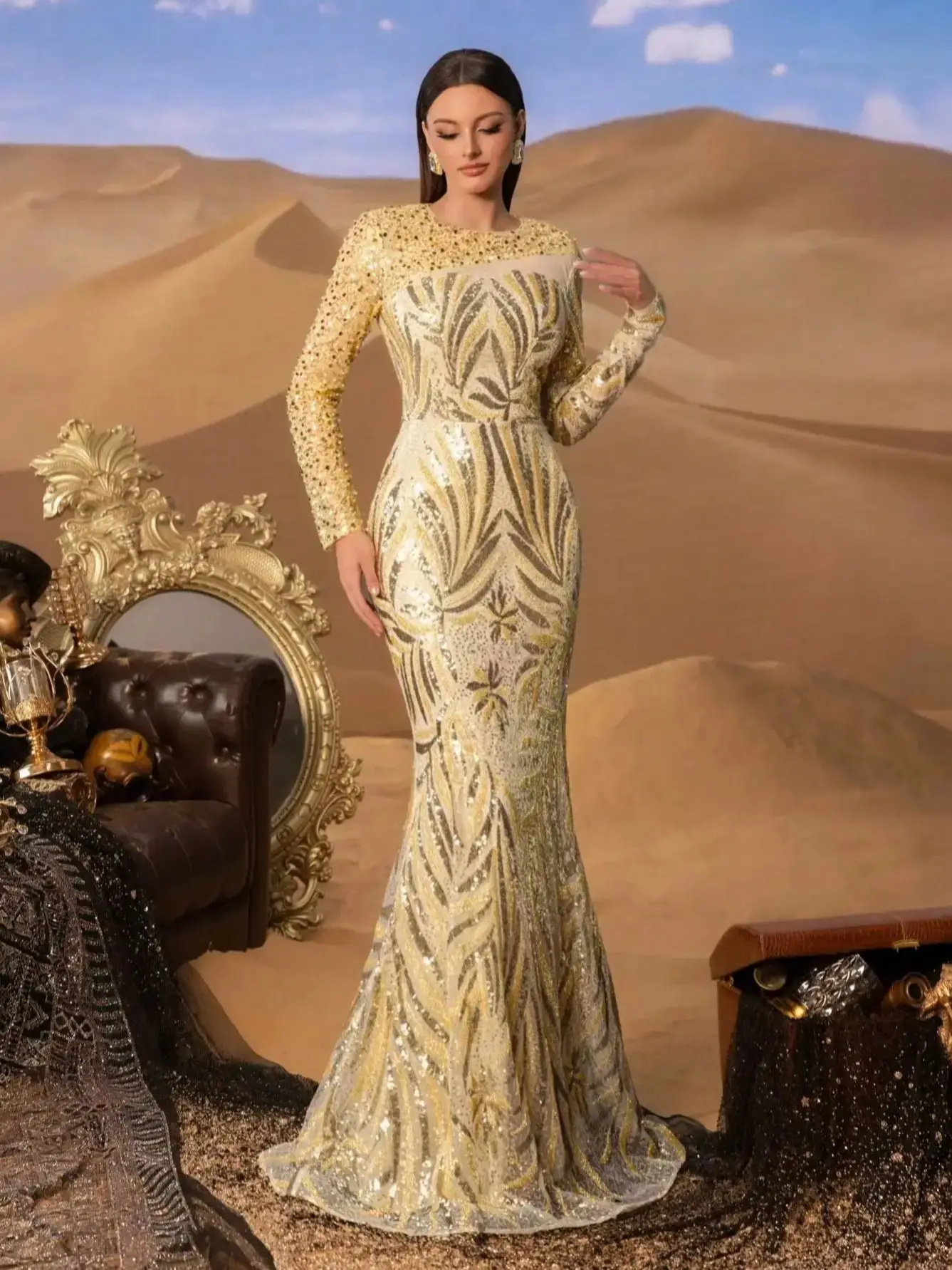 فساتين رسمية فاخرة بأكمام غير متناظرة بحاشية حورية...