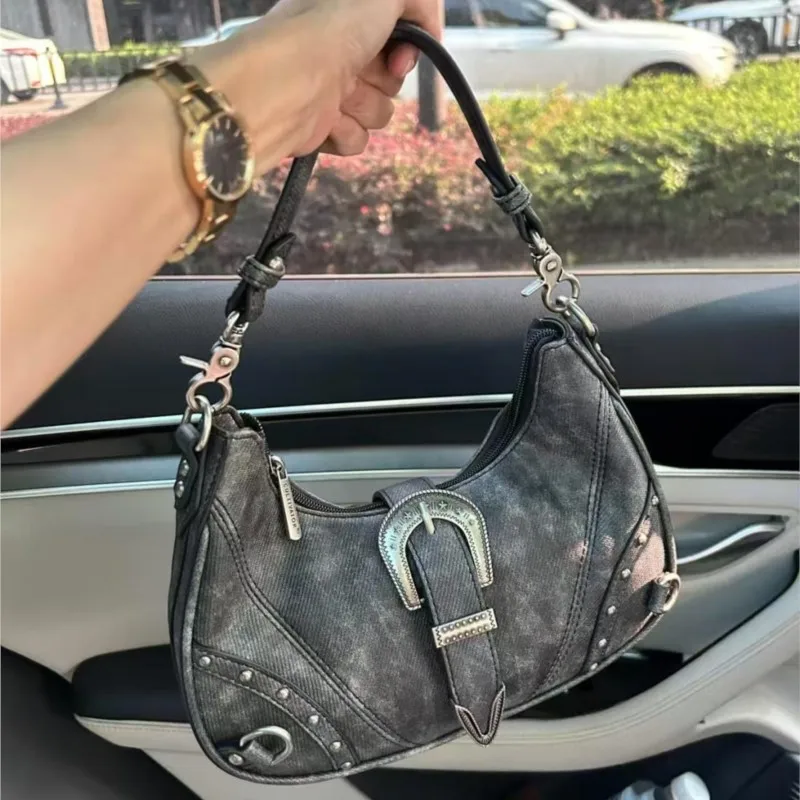 Retro Harajuku Rivet Handbag Women Hot Girl Leather Strap Large Capacity Shoulder Bag Ladies Y2k Aesthetic Commute Crossbody Bag