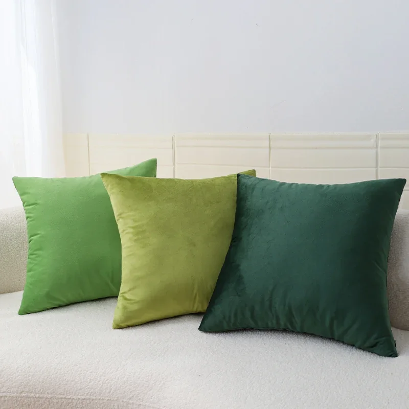 Emerald Velvet Decorative Pillowcase - Luxurious 18x18 Inch Accent