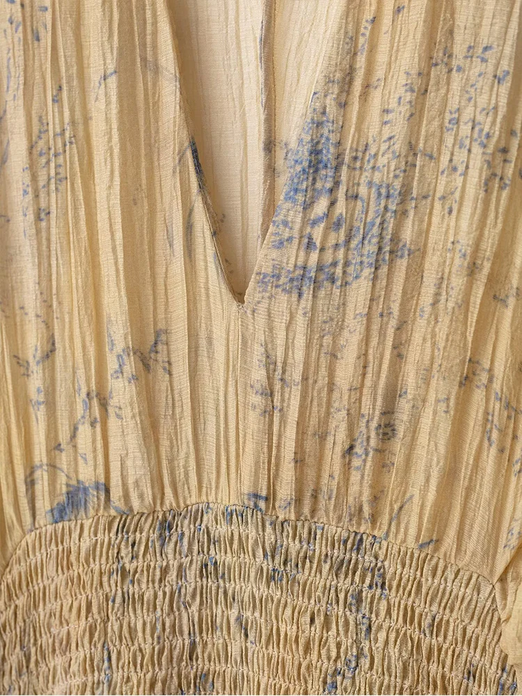 2025 Women's Vintage Printed Shirts & Blouses Top New Long Sleeve V Neck Loose Fashion Temperament Casual Chic Blouse Tops