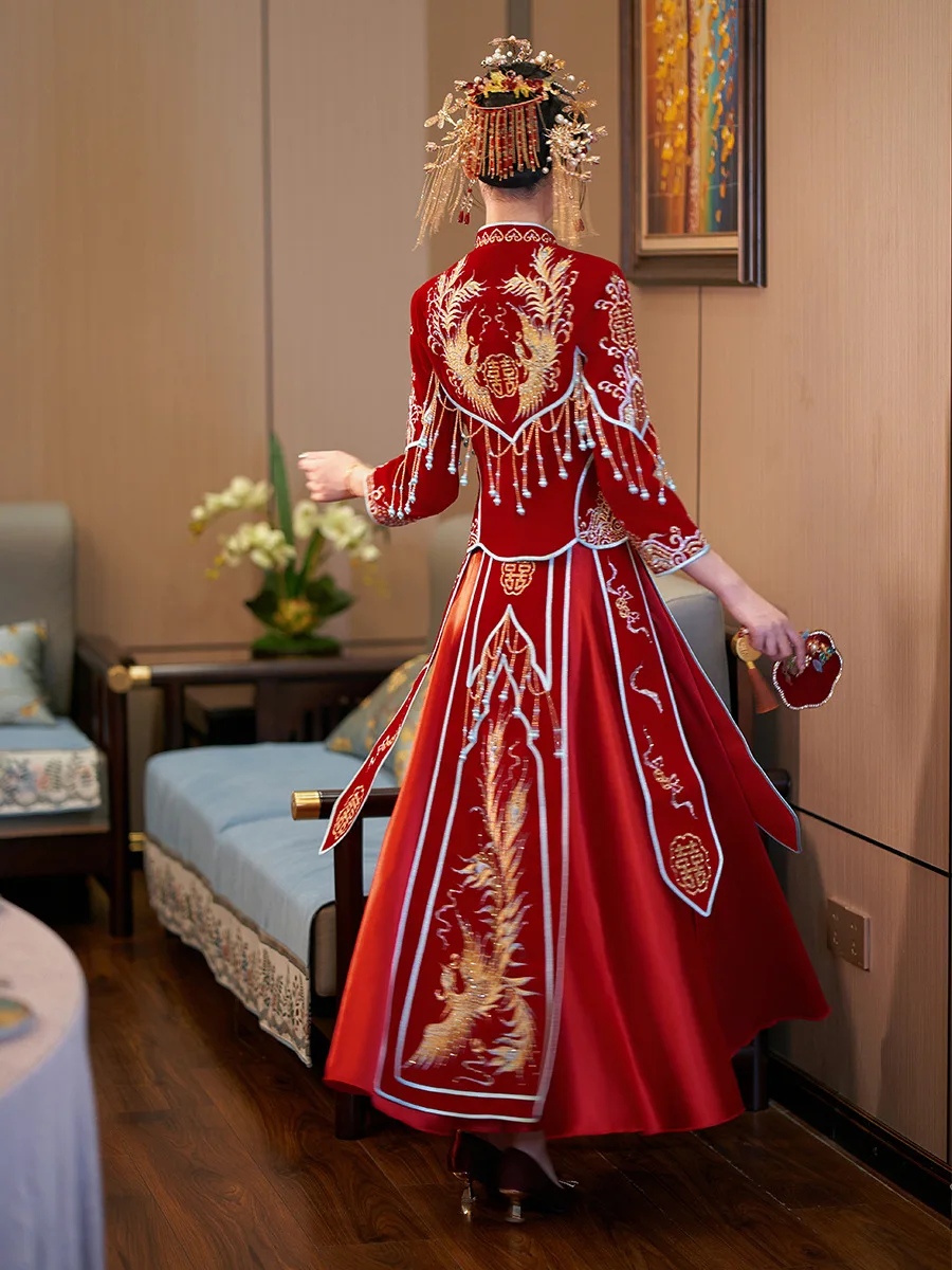 Ancient Chinese Embroidered Phoenix Wedding Dress Traditional Cheongsam,  Size:L(Trailing)