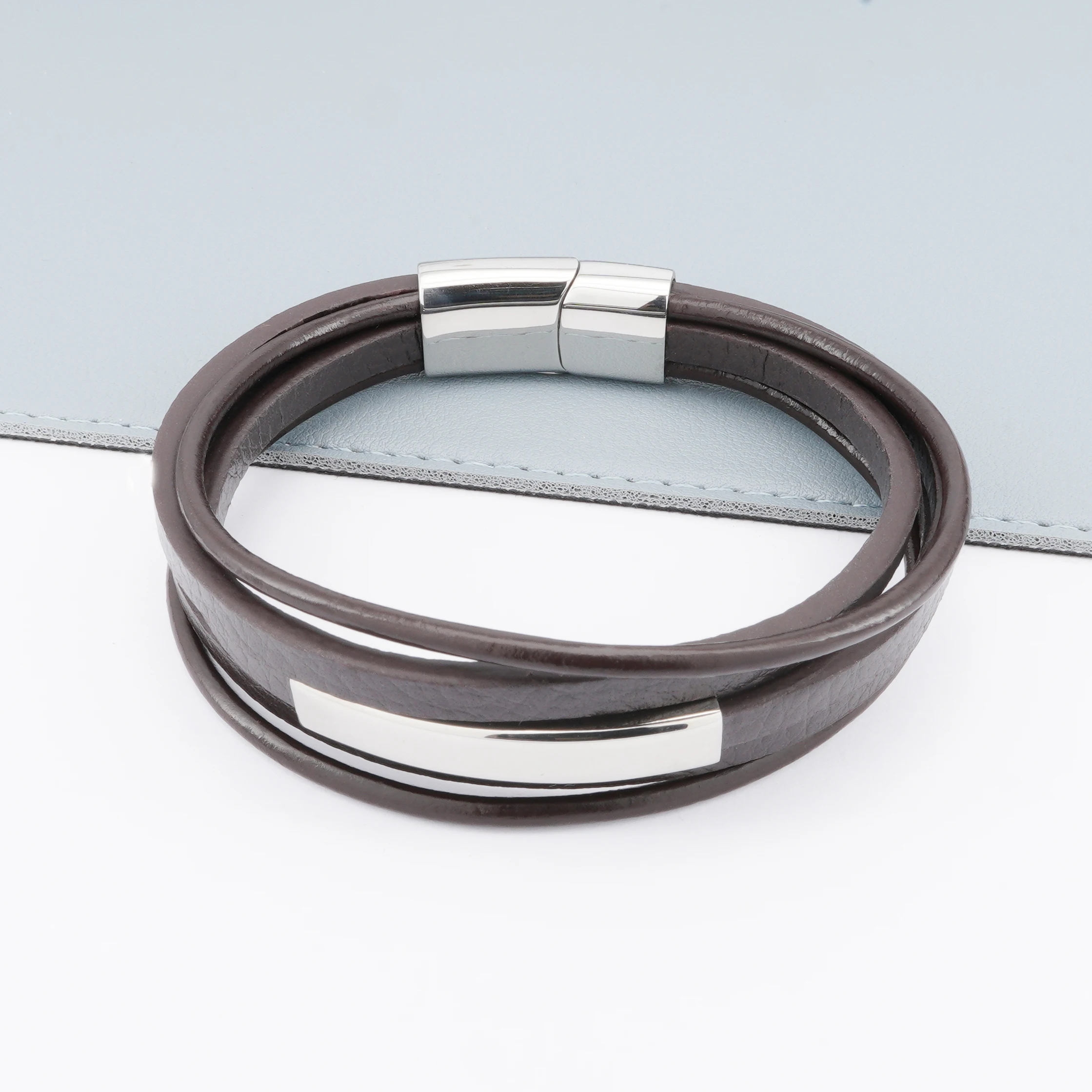 Desiroman Luxury Stainless Steel Leather Bracelet, Multi-Layered Leather Stainless Steel Business Jewelry Men's Christmas New Ye