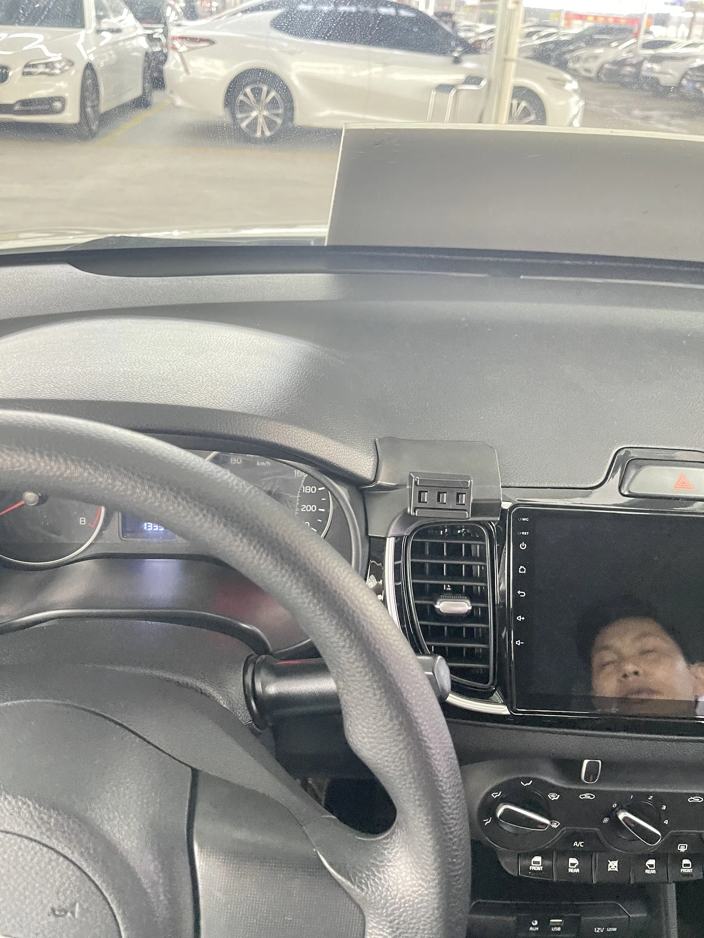 Kia Rio 2017 2018 2019 2020 자동차 전화 홀더 특수 고정 브래킷 중력 360 회전 자동차 자동 인테리어 액세서리