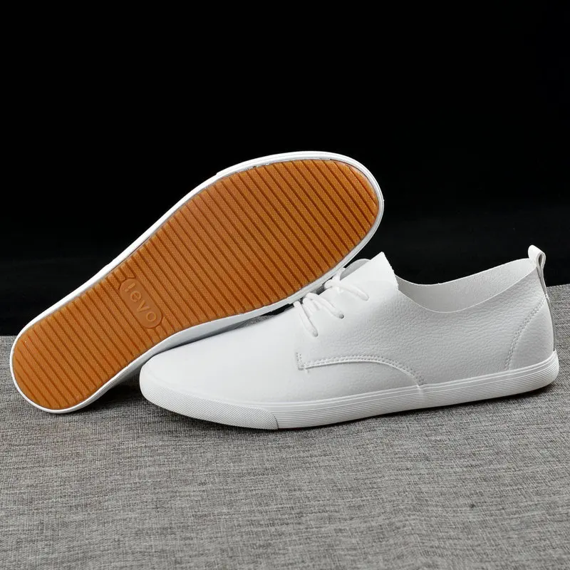 

New 2022 New Fashion Brand Men Casual Shoes Leather Men Shoes Lace-up Breathable Soft White Sneakers Casual Flats Men Loafer