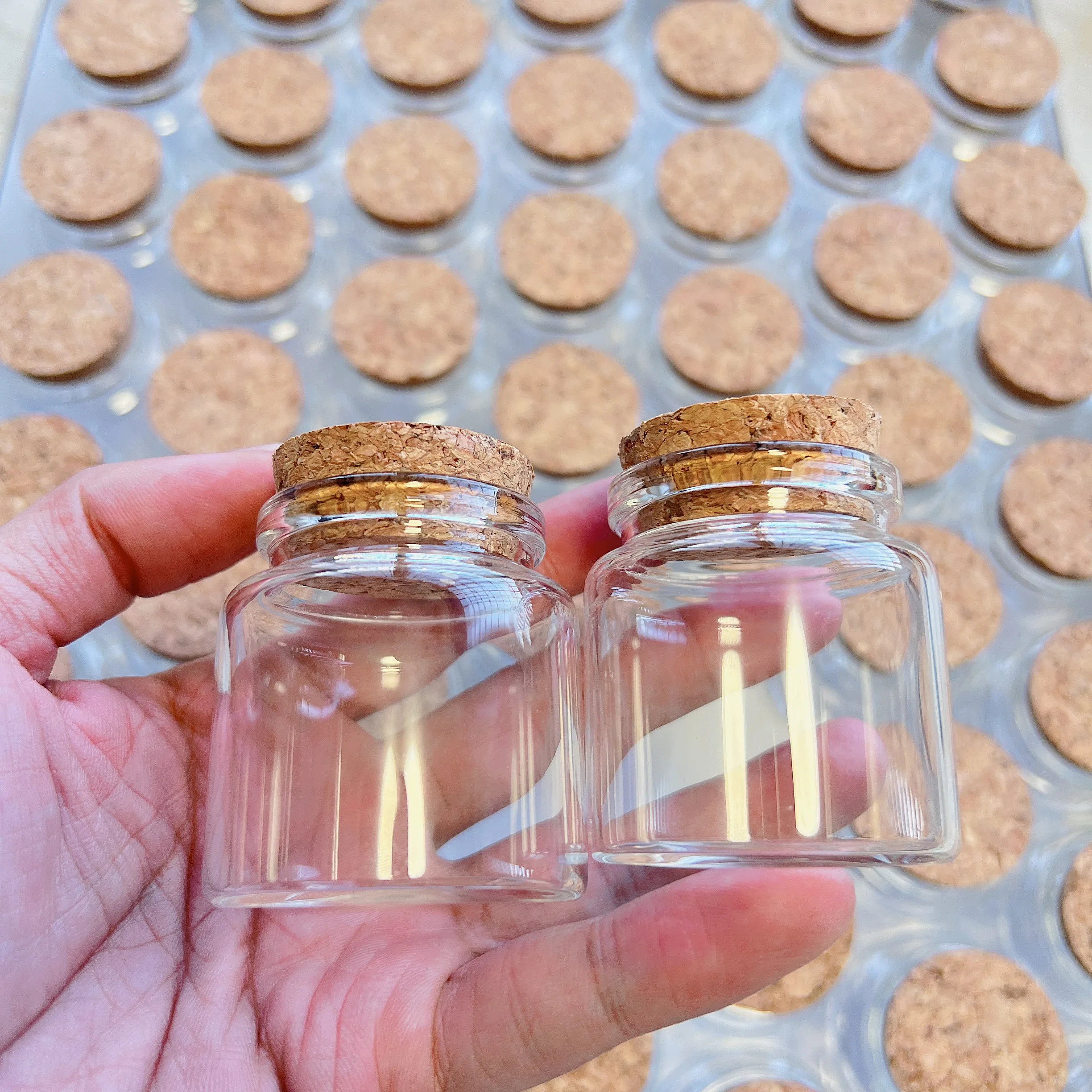 12pcs 33x47x50mm Glass Bottles Clear Drifting Christmas Small Cork Stoppers Wedding Jars Birthday Party 50ml Wishing Bottle 2