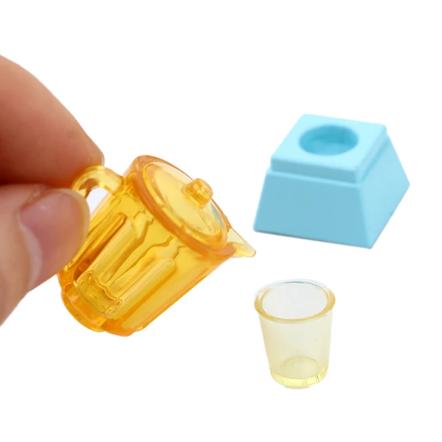 6Pcs/Set 1:12 Dollhouse Miniature Juicer Drink Bottle Cup Kitchen Kitchenware Pretend Doll House Food Kitchen Toy Accessories 6